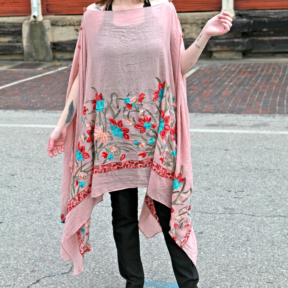 Exclusive, embroidered wrap, beach cover